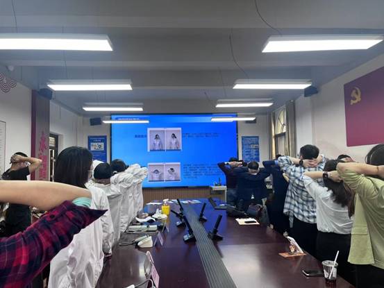 ae372032191b4a97a137393250c9f32